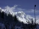 20020303_092844_mountain_behind_hotel_astoria.jpg