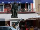 20020912_163043_st_tropez_statue_du_bailli_de_suffren.jpg