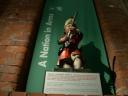 20030323_122730_edinburgh_castle_scottish_soldier_figure.jpg