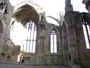 20030323_160156_melrose_abbey_front_heidi_al.jpg