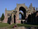 20030323_161801_melrose_abbey_heidi_al.jpg