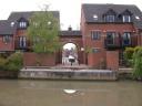 20020419_114631_arch_canal_behind_shakespeares_birthplace_o.jpg