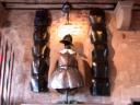 20020422_131700_warwick_castle_armoury_armour_o.jpg